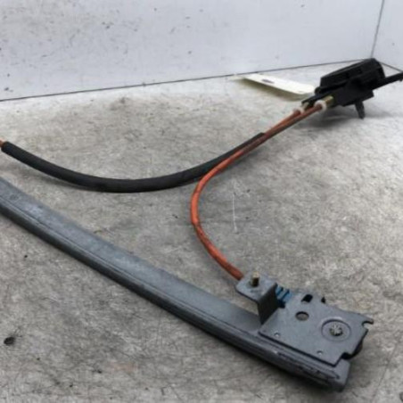 Leve vitre mecanique avant droit PEUGEOT 106
