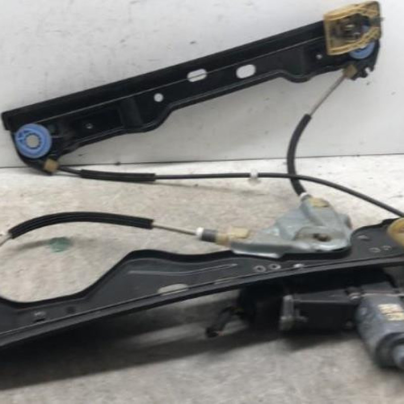 Leve vitre electrique avant droit OPEL ASTRA J