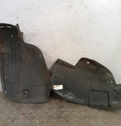 Pare boue avant droit OPEL ZAFIRA B Photo n°1