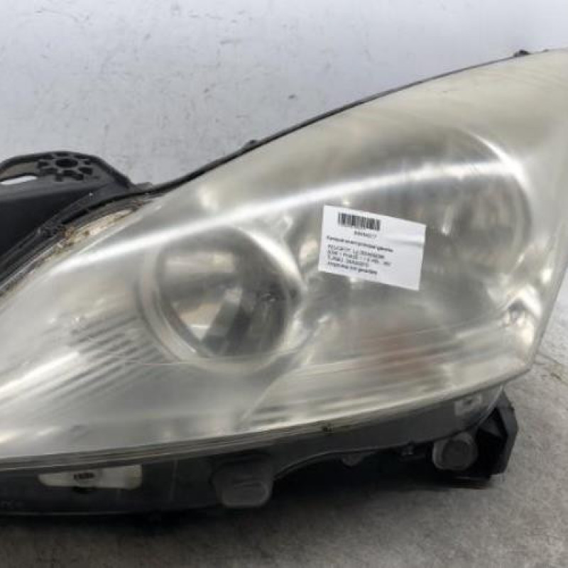 Optique avant principal gauche (feux)(phare) PEUGEOT 5008 1