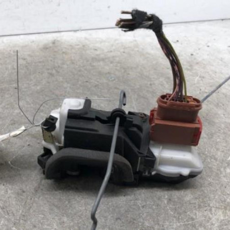 Serrure avant droit PEUGEOT 607