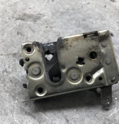 Serrure avant droit CITROEN SAXO