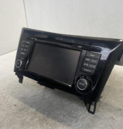 Ecran GPS NISSAN QASHQAI 2
