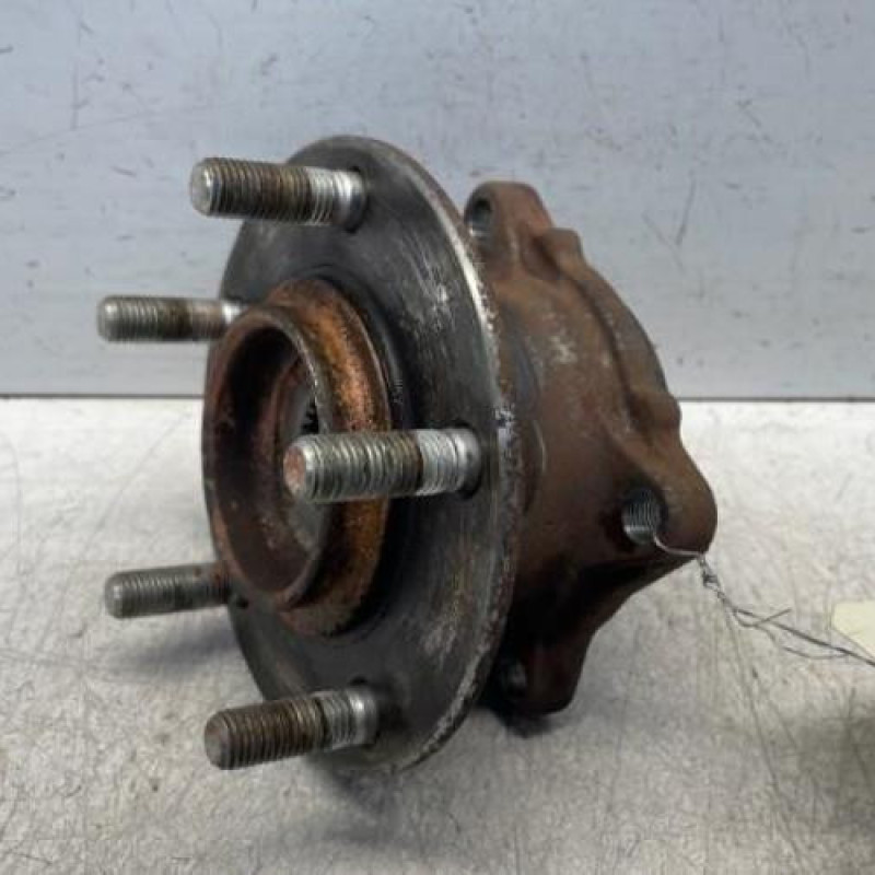 Moyeu arriere droit PEUGEOT 4007 Moyeu arriere droit PEUGEOT 4007