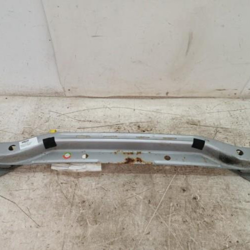 Renfort pare choc arriere (traverse) PEUGEOT 107