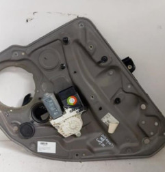 Leve vitre electrique arriere droit VOLKSWAGEN GOLF 4 Photo n°1