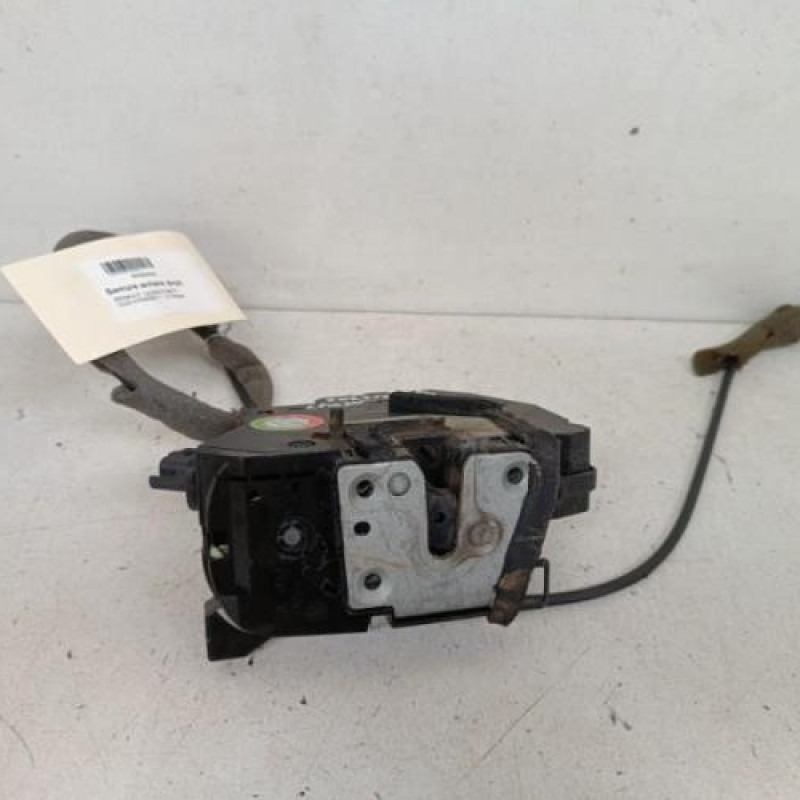 Serrure arriere droit RENAULT CLIO 4 Serrure arriere droit RENAULT CLIO 4