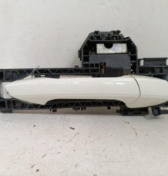 Poignee porte avant droit MERCEDES CLASSE A 176 Photo n°1