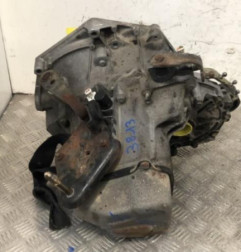 Boite de vitesses PEUGEOT 106 Photo n°3