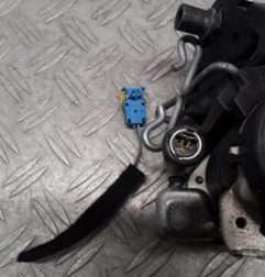 Ceinture avant gauche RENAULT GRAND SCENIC 3 Photo n°4