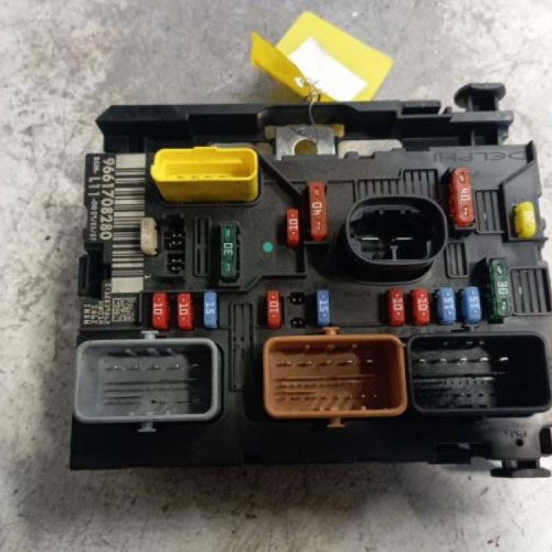 Boitier servitude moteur (BSM) PEUGEOT 207 Boitier servitude moteur (BSM) PEUGEOT 207