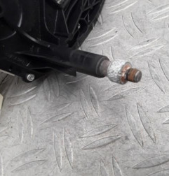Moteur essuie glace arriere PEUGEOT 307