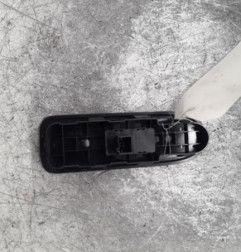 Interrupteur de leve vitre avant droit PEUGEOT 308 1
