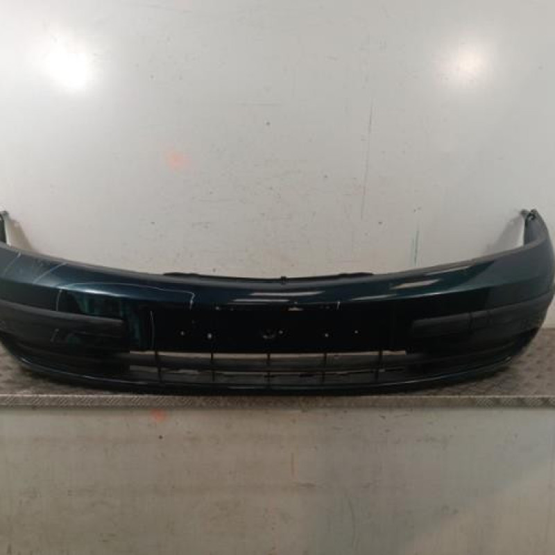 Pare choc avant RENAULT LAGUNA 2