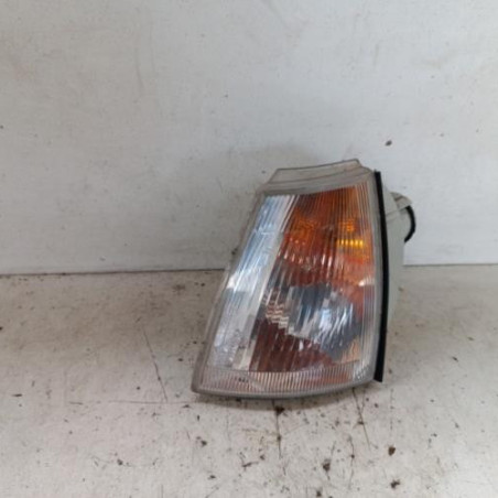 Optique avant secondaire gauche (feux)(clignotant) RENAULT CLIO 1