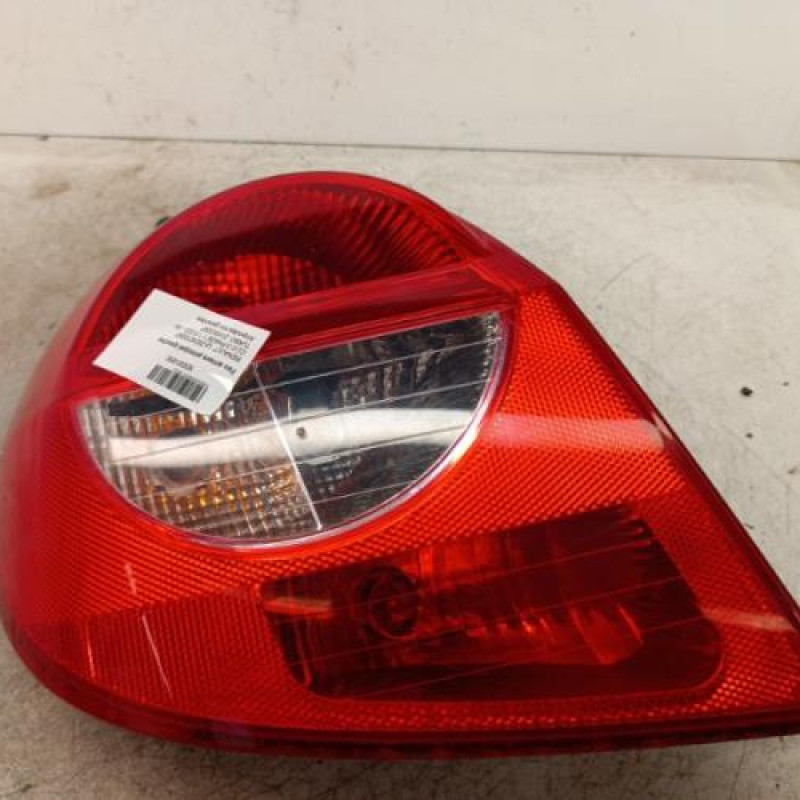 Feu arriere principal gauche (feux) RENAULT CLIO 3 Feu arriere principal gauche (feux) RENAULT CLIO 3