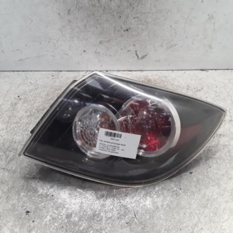 Feu arriere principal droit (feux) MAZDA 3 1 Feu arriere principal droit (feux) MAZDA 3 1