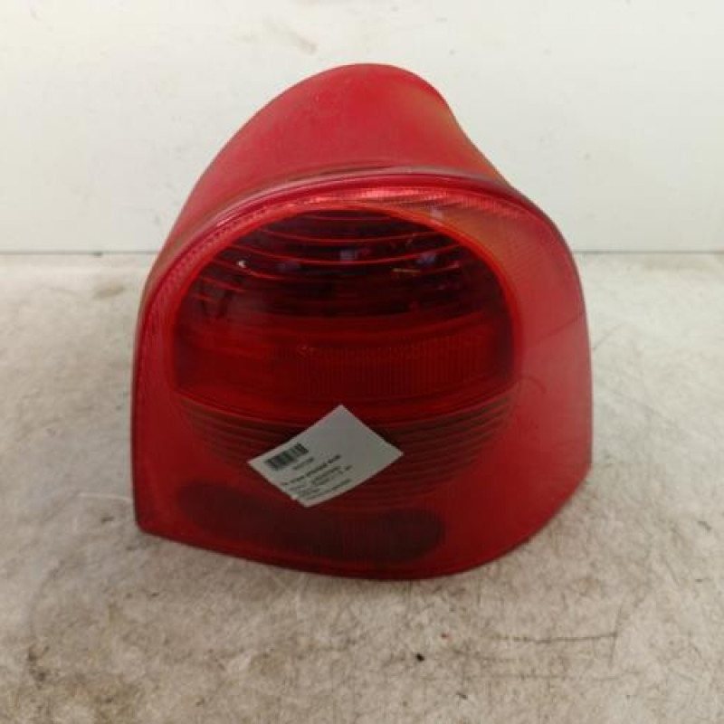 Feu arriere principal droit (feux) RENAULT TWINGO 1 Feu arriere principal droit (feux) RENAULT TWINGO 1