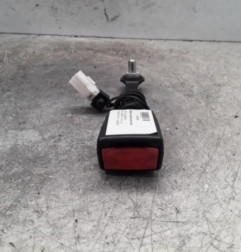 Attache ceinture avant droit FIAT STILO