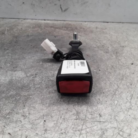 Attache ceinture avant droit FIAT STILO