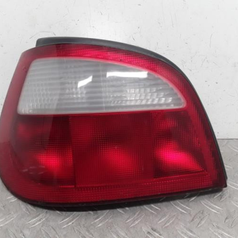 Feu arriere principal gauche (feux) RENAULT MEGANE 1