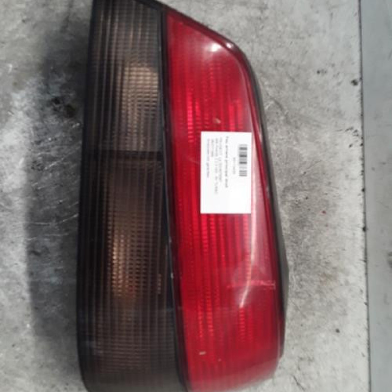 Feu arriere principal droit (feux) PEUGEOT 306 Feu arriere principal droit (feux) PEUGEOT 306