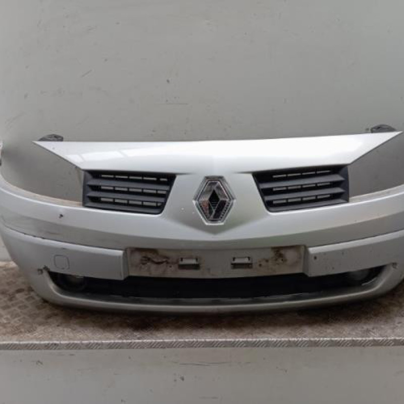 Pare choc avant RENAULT MEGANE 2
