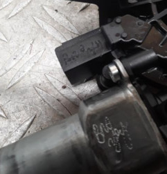 Moteur essuie glace arriere RENAULT TWINGO 3 Photo n°4