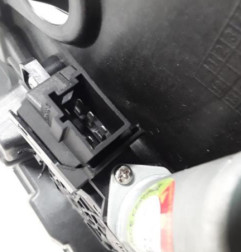 Leve vitre electrique arriere droit MERCEDES CLASSE A 176 Photo n°3