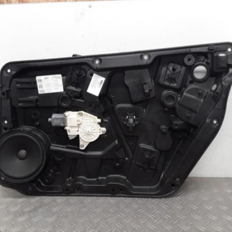 Leve vitre electrique avant droit MERCEDES CLASSE A 176 Photo n°1
