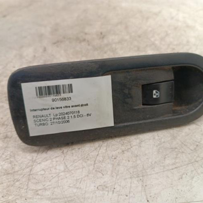 Interrupteur de leve vitre avant droit RENAULT SCENIC 2