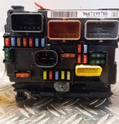 Boitier servitude moteur (BSM) CITROEN C3 PICASSO Photo n°1