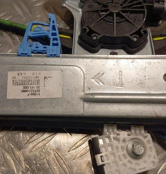Leve vitre electrique avant droit CITROEN C3 PICASSO Photo n°5