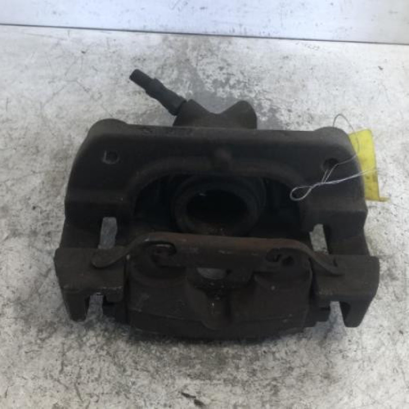Etrier avant droit (freinage) BMW X3 E83 Etrier avant droit (freinage) BMW X3 E83