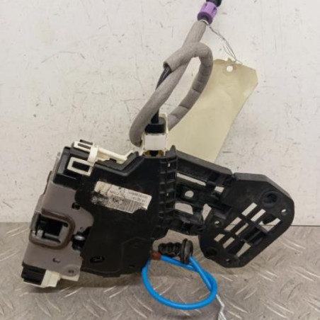 Serrure avant droit MERCEDES CLASSE A 176