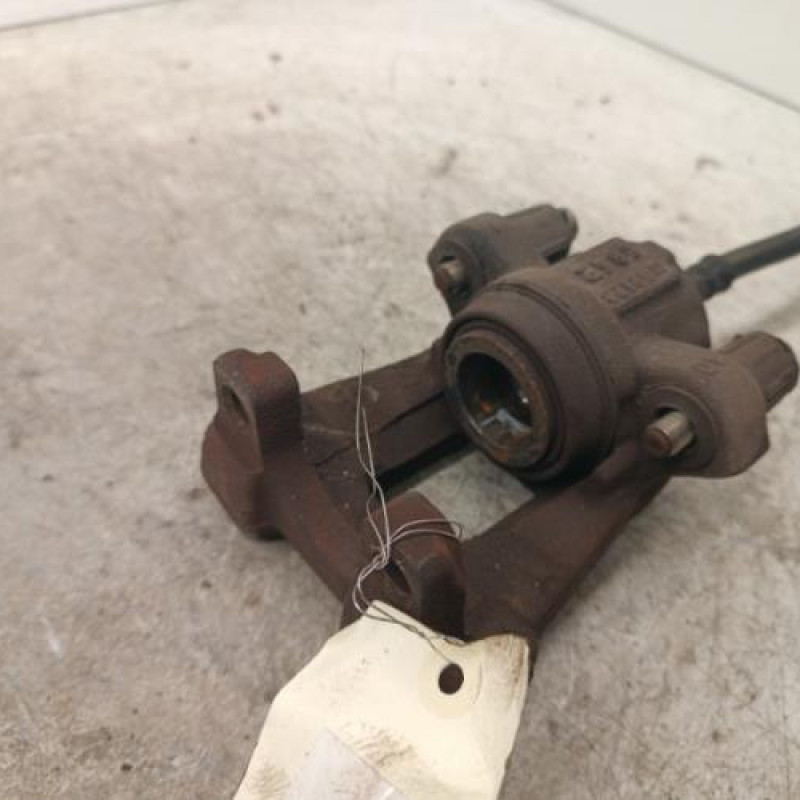 Etrier arriere gauche (freinage) BMW SERIE 1 F20 Etrier arriere gauche (freinage) BMW SERIE 1 F20