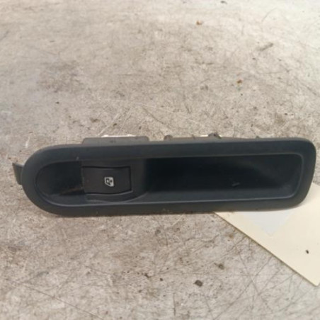 Interrupteur de leve vitre arriere gauche RENAULT SCENIC 2 Photo n°1