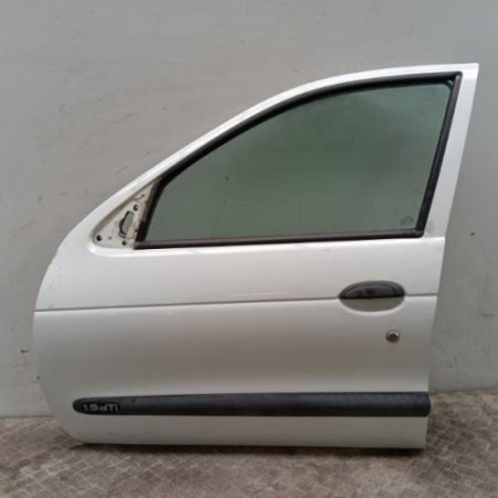 Porte avant gauche RENAULT MEGANE 1 Photo n°1
