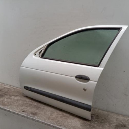 Porte avant gauche RENAULT MEGANE 1