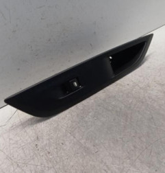 Interrupteur de leve vitre avant droit PEUGEOT 208 2 Photo n°3