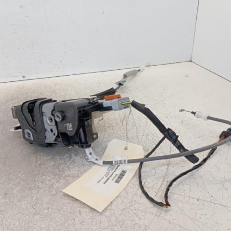 Serrure avant gauche PEUGEOT 208 2 Serrure avant gauche PEUGEOT 208 2