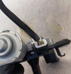Moteur essuie glace arriere PEUGEOT 208 2 Photo n°5