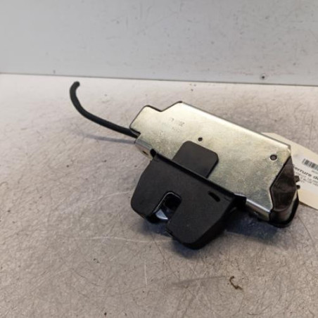 Serrure de hayon PEUGEOT 208 2