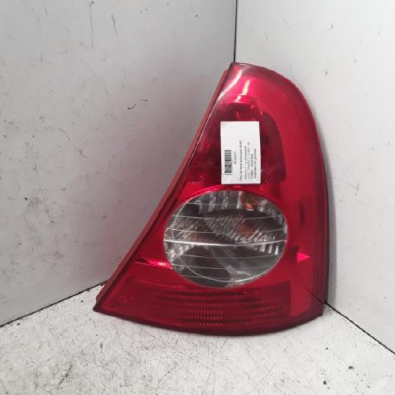 Feu arriere principal droit (feux) RENAULT CLIO 2 Feu arriere principal droit (feux) RENAULT CLIO 2