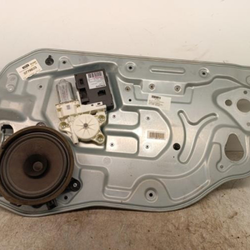 Leve vitre electrique avant droit VOLVO V 50