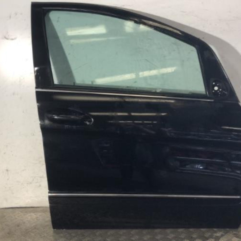 Porte avant droit MERCEDES CLASSE B 245