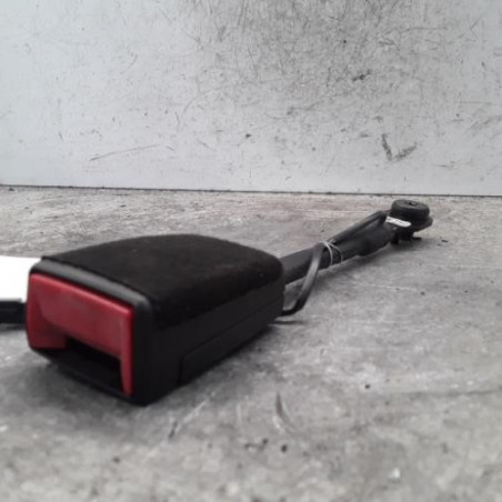 Attache ceinture avant gauche OPEL ASTRA K