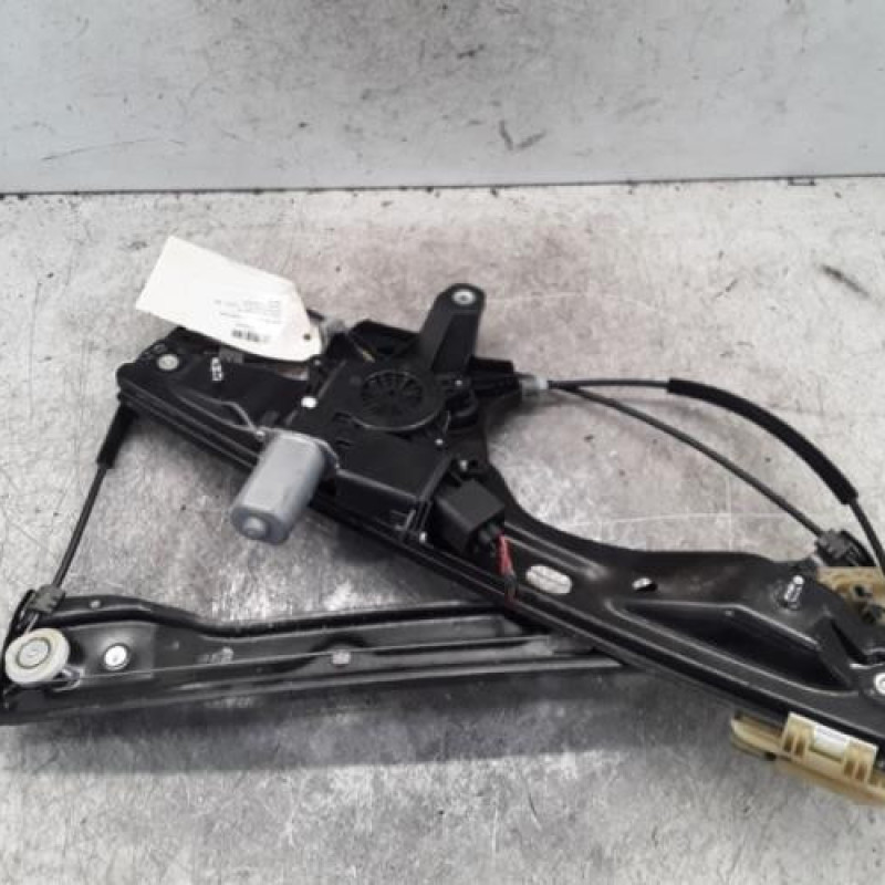 Leve vitre electrique avant droit OPEL ASTRA K