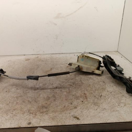 Serrure arriere droit PEUGEOT 2008 1