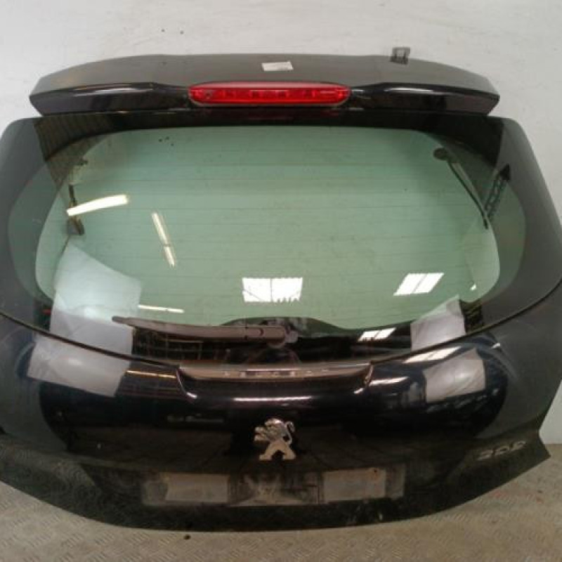 Malle/Hayon arriere PEUGEOT 208 1 Malle/Hayon arriere PEUGEOT 208 1